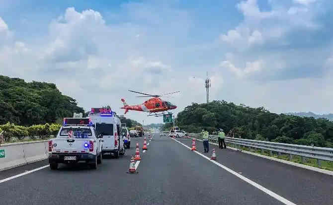 南芬区高速公路汽车救援案例